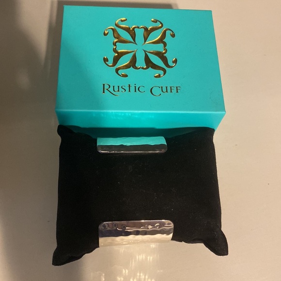 Rustic cuff - Picture 3 of 3